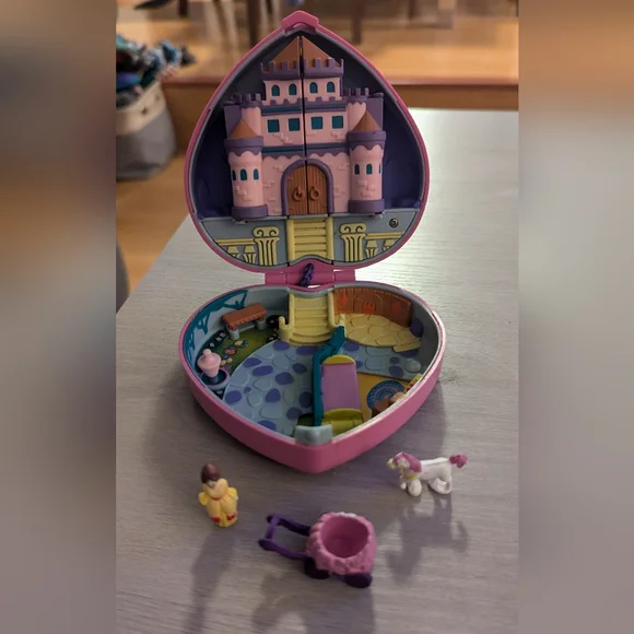My Little Fairy Tales Cinderella Fold Up Playset - Polly Pocket 1994. - Picture 3 of 8